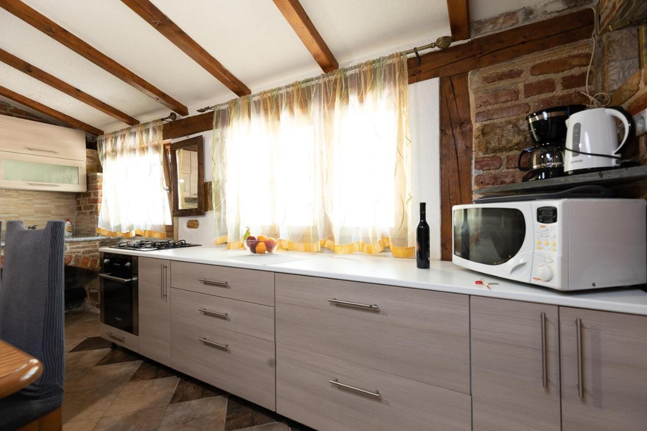 רוביני Holiday House Hana מראה חיצוני תמונה