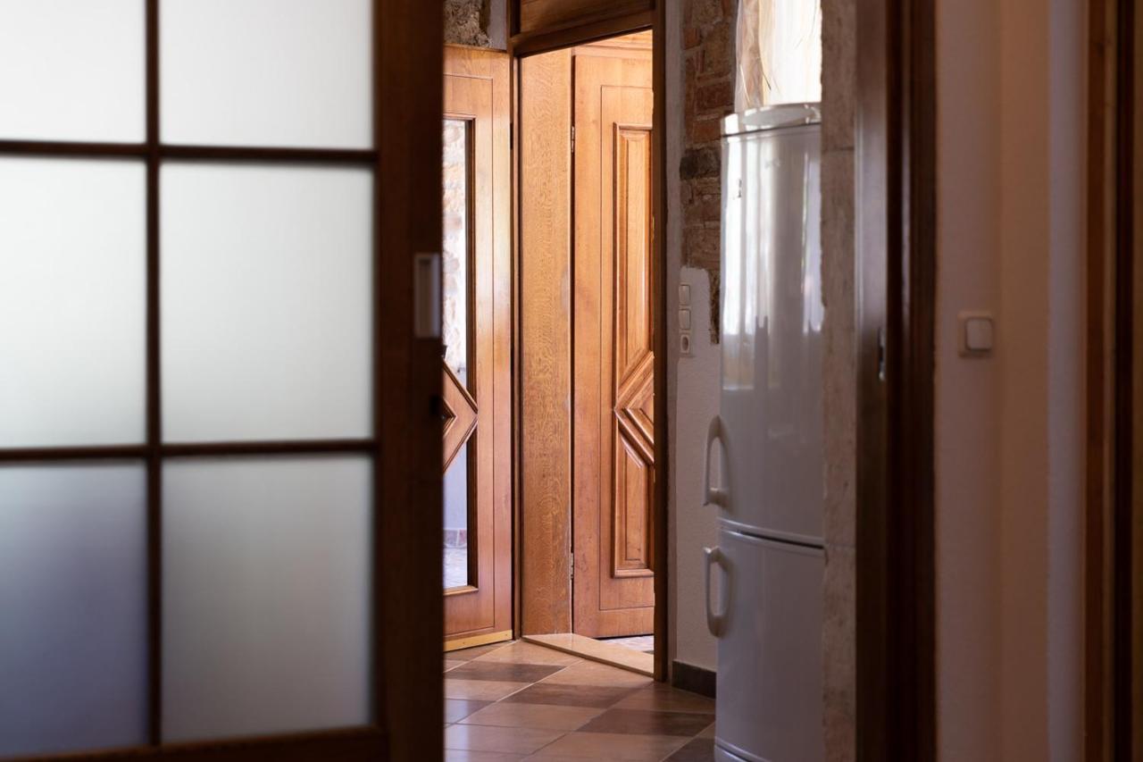 רוביני Holiday House Hana מראה חיצוני תמונה